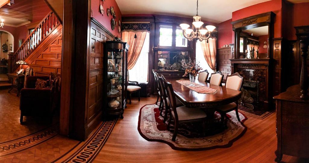 Linda Sue Manor Hostel Sioux City Εξωτερικό φωτογραφία