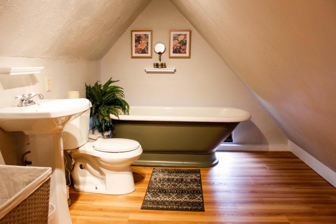 Linda Sue Manor Hostel Sioux City Εξωτερικό φωτογραφία