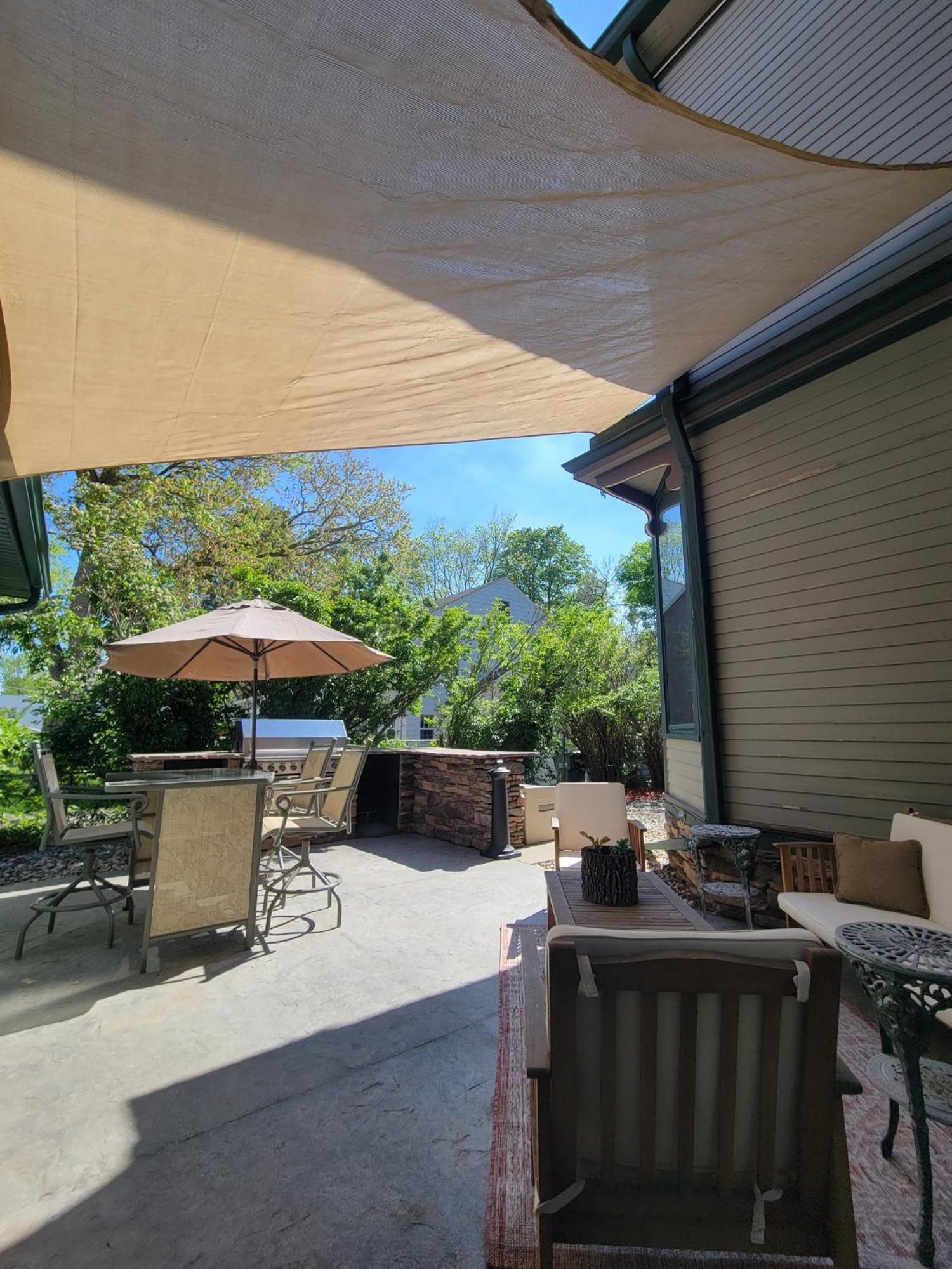 Linda Sue Manor Hostel Sioux City Εξωτερικό φωτογραφία